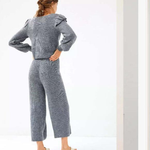 Anthropologie Daily Practice Ruffle Knit Lounge Sweater Top Pant Set Gray L - Picture 3 of 17